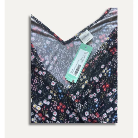 Kaileigh Floral Wrap Dress - Picture 2 of 3